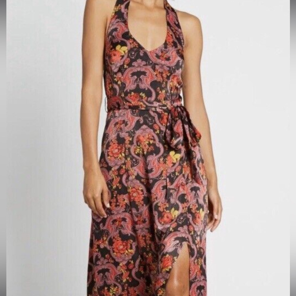 NWT ModCloth holter top dress. Size 6. Red multi colorful. Half lined.